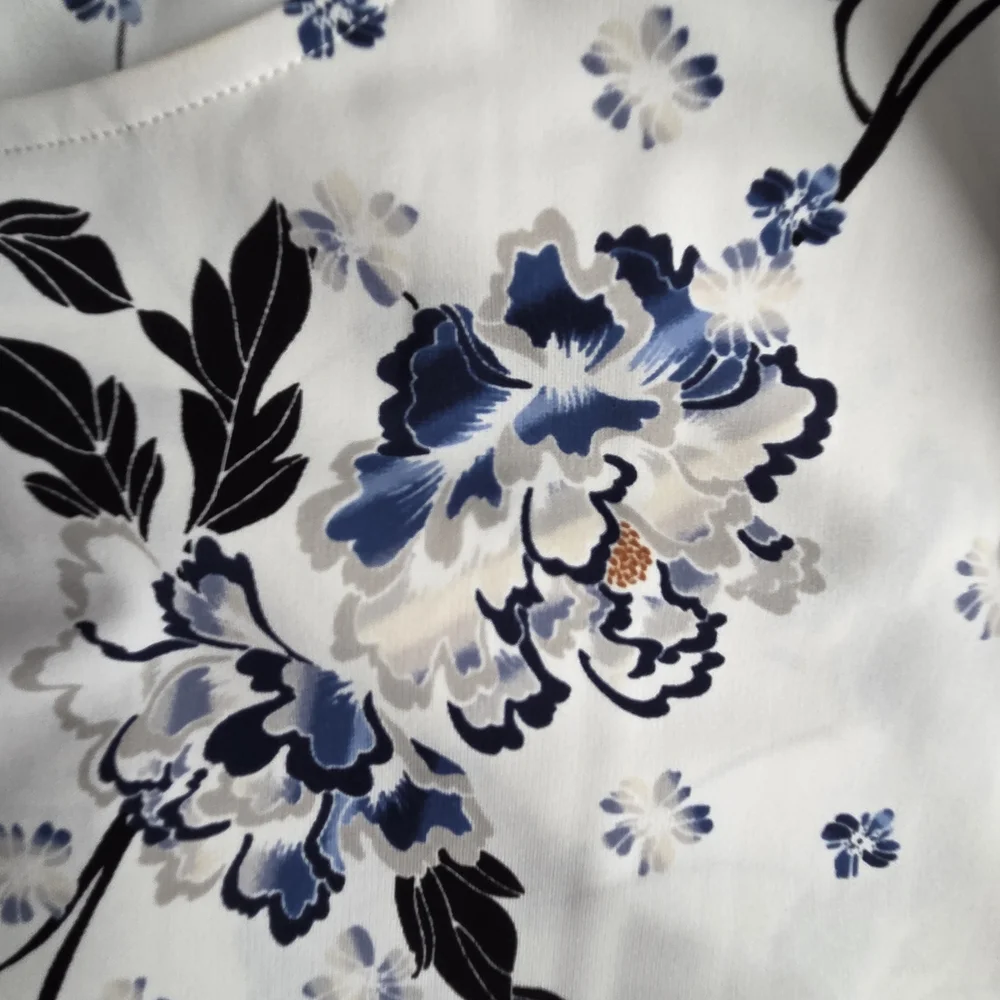 Ann Taylor Factory White Blouse with Blue Floral Print Size L - Picture 8 of 13